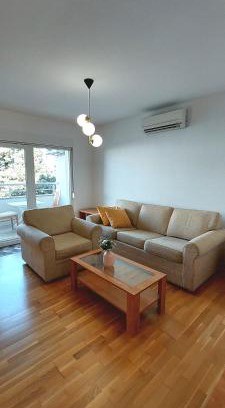 Dugis Apartment | Matea