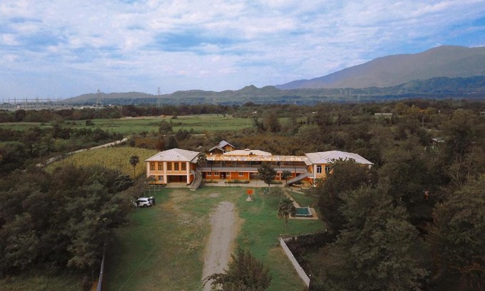 Jvari House | Matua guest house