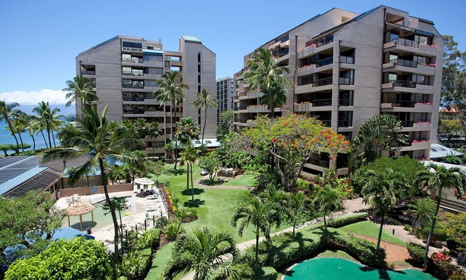 Kahana Resort | Maui 1 Bedroom Sleeps 4