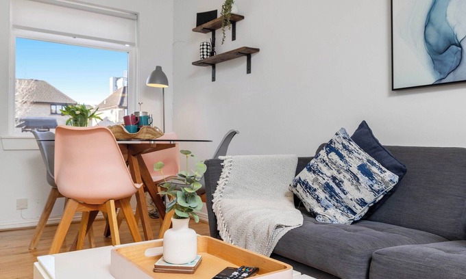 Glasgow House | MAVISBANK GARDENS - Modern 2 Bedroom House Near Hydro with Private Garden & Free Parking