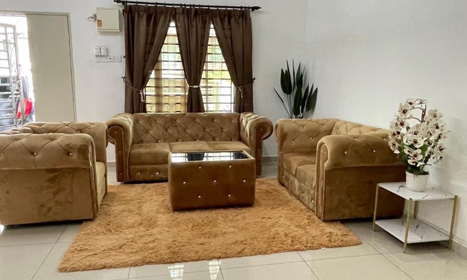 Kluang House | Mawar Casa Homestay Kluang