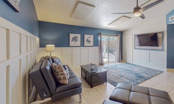 Rio Rancho House | May Gardens, near Rust Medical Center