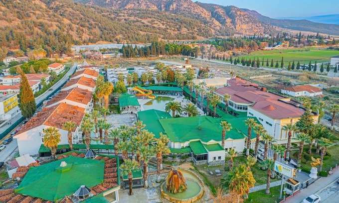 Karahayit Hotel | May Thermal Pamukkale