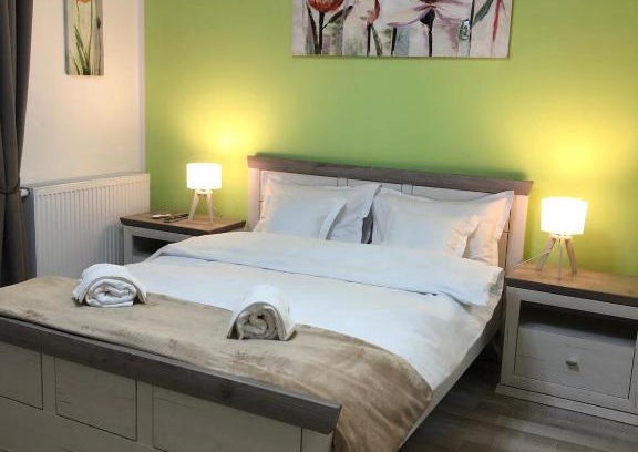 Selimbar Apartment | Maya Green Residence *