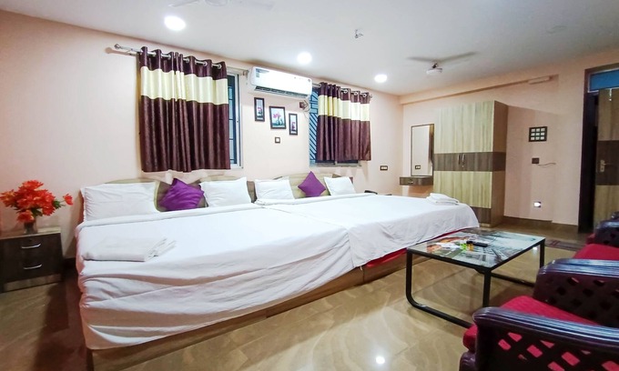 Bankura Hotel | Mayaban Village Hotel and Resort