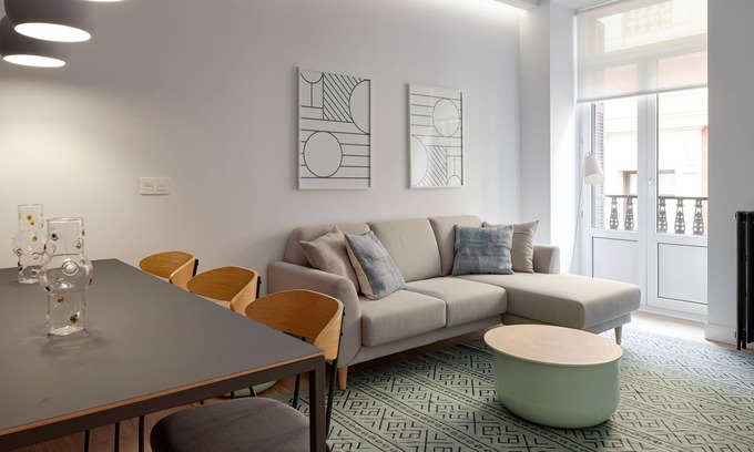 Old Town Apartment | Mayor Suite 3 by FeelFree Rentals