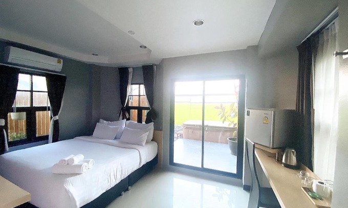 Kamphaeng Phet House | Maze Pool Villa Resort