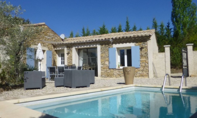 Faucon House | Mazet Clos des vignes, charming stones with private pool
