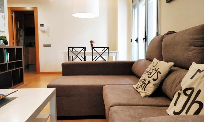 Mataro Apartment | Mazi Apartments Downtown
