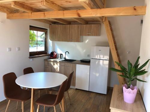Mikolajki Apartment | Mazurskie Sioło, Domek Pod Orzechem