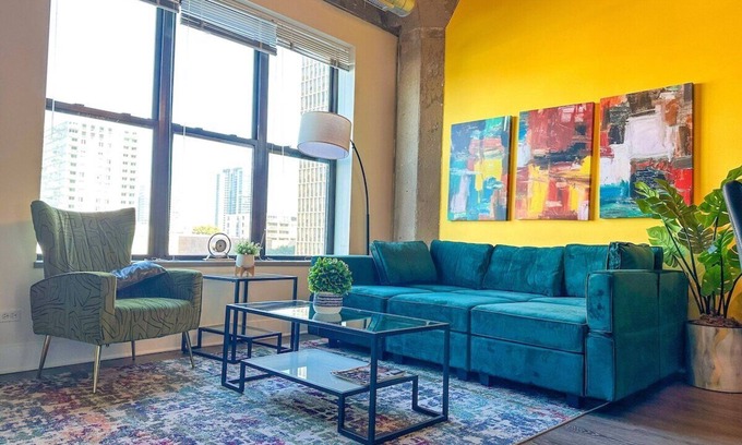 Prairie District Apartment | McCormick Place Skyline view 2br/2ba with optional parking for up to 8 guests