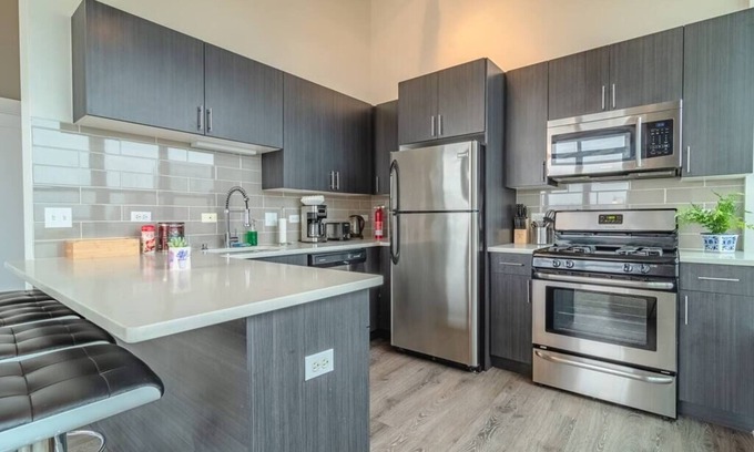 Near South Side Apartment | McCormick Place Stylish corner unit with optional parking for up to 6 guests