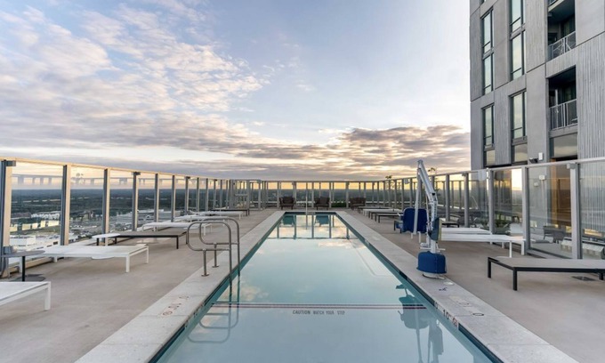 McLean Condo | Mclean Luxury Apartment