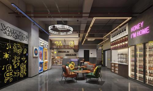 Yuzhong Hotel | Mcsrh Hotel-Chongqing Jiefangbei Shibati