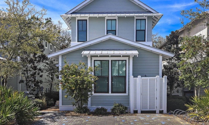 Watercolor House | Meant To Be - 1258979