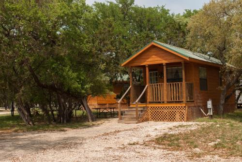 Lakehills Resort | Medina Lake Camping Resort Cabin 4