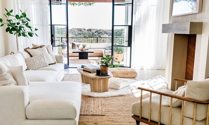 Balcones Park Edgemont House | Mediterranean Estate in Central Austin w/Stunning Downtown & Lake Views