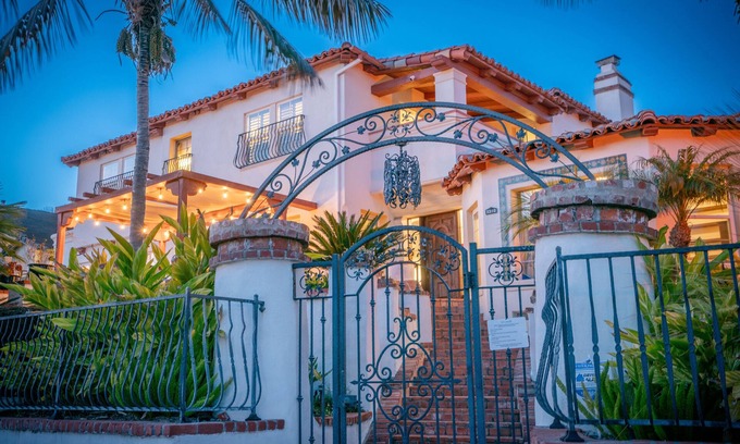 Loma Portal Villa | Mediterranean-Style Villa in Point Loma