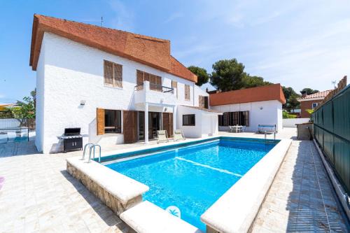 Tamarit Apartment | Mediterranean Way - La Mora B-C