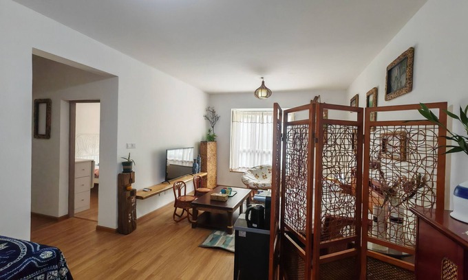 Chenghua Apartment | Meet Your, Panda Base 2-bedroom apartment