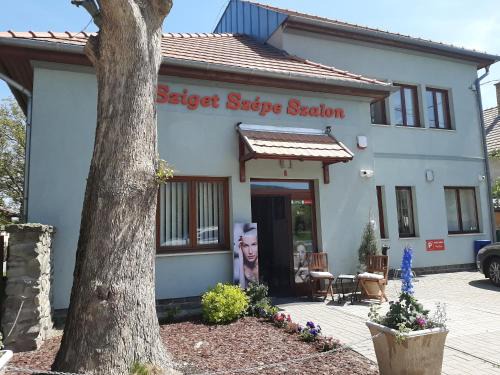Szentendrei Apartment | Megyeri Apartman