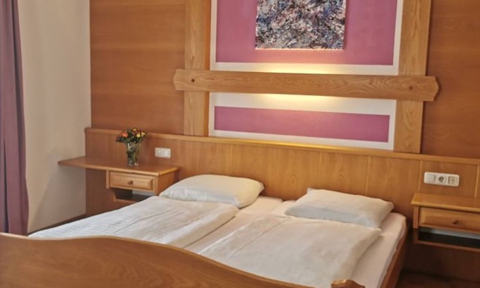 Strass im Attergau Cottage | Mehrbettzimmer - Gasthof Pension Steinberger
