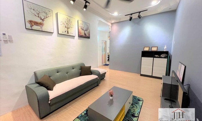 Malacca City House | Melaka {Terraced House}/8Pax/WIFI/City
