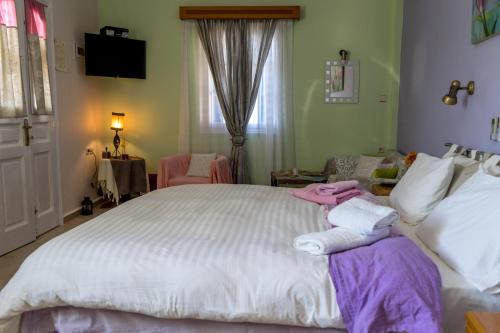 Mirties Apartment | Melinas sunset-Romantic Honeymoon with amazing seaview sunset