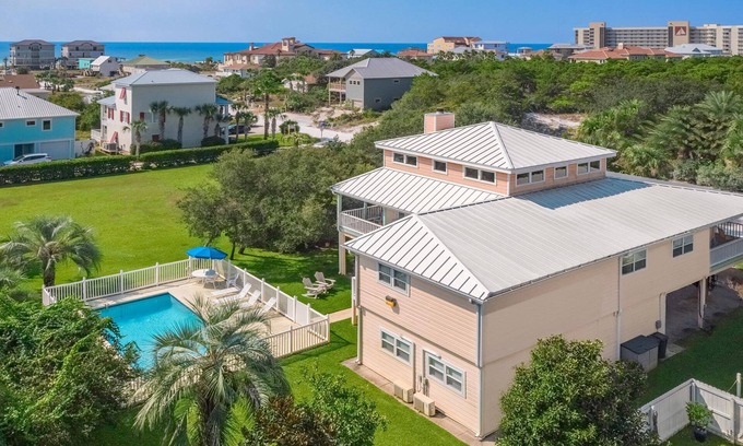 Tang-O-Mar House | Melomar – Updated Retreat with Private Pool, Beach Access & Golf Cart!
