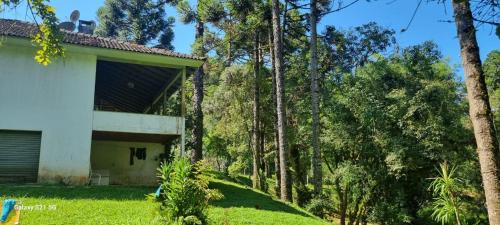 Campo Largo House | Memora Guesthouse Bateias - Casa Inteira e quartos em chácara