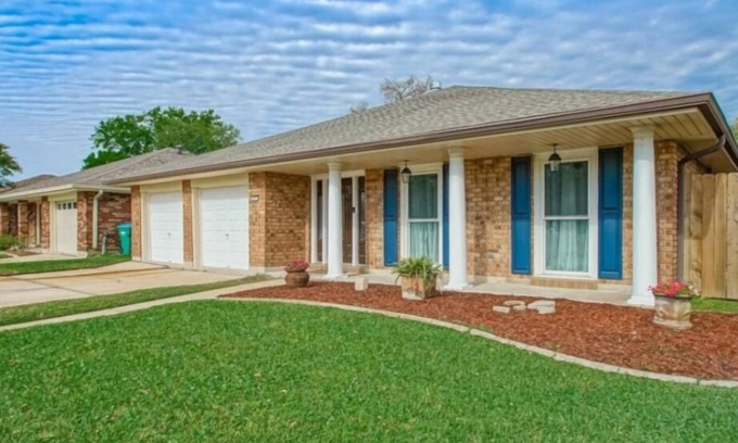 Kenner House | Memorable 4 Bedroom luxurious house.