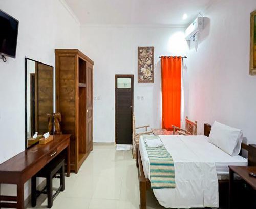 Mambal House | Men Bebas Homestay near Ubud Mitra RedDoorz