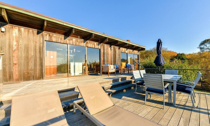 Chilmark House | Menemsha Pond views & access! Mid-century renovated beach house. Dogs welcome.