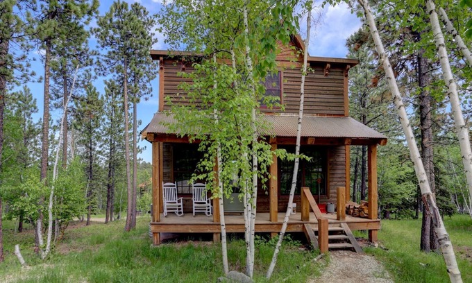 Lead Cabin | Mercantile Cabin | 4 Bed, 2 Bath