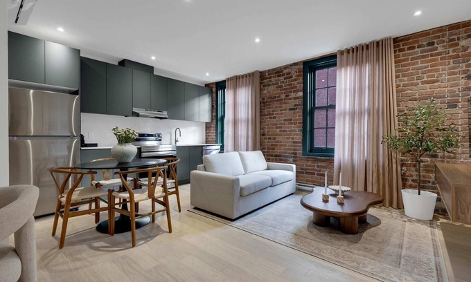 Cite Multimedia Apartment | Mercer-1 Bedroom+Sofa Bed-Free parking