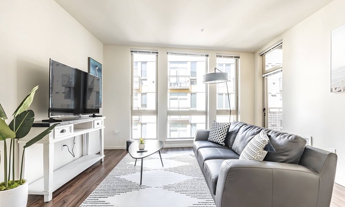 Mercer Island Apartment | Mercer Isl 2BR #3 | Corporate Stay | Sophari