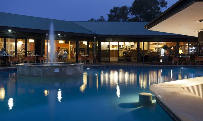 East Side Hotel | Mercure Alice Springs Resort