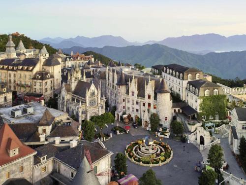 Hoa Vang Hotel | Mercure Danang French Village Bana Hills