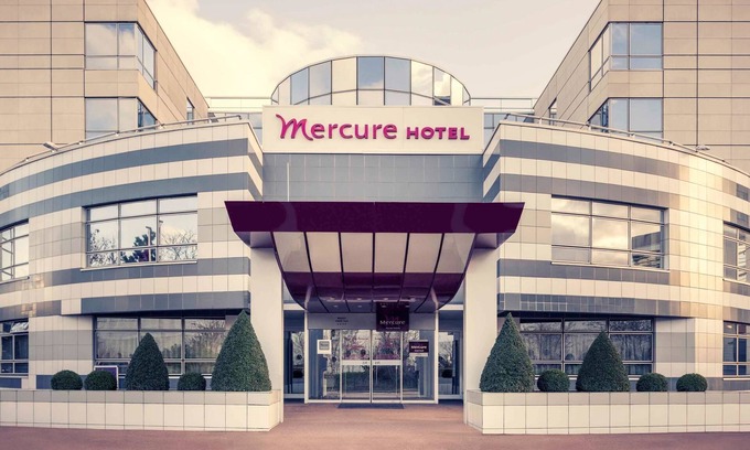 Quartier Atlantis Hotel | Mercure Paris Massy Gare TGV