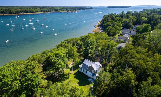Brunswick House | Mere Point Sunrise Views at Eastern Shore!