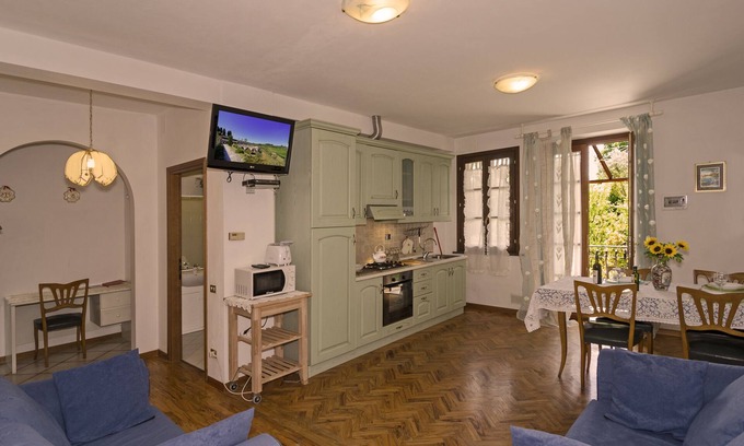 Morrona Apartment | Meriggio apartment, Charming Farmhouse Private Pool and Private Outside Area