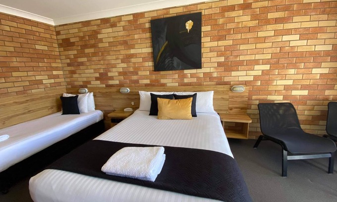 St. George Hotel | Merino Motor Inn