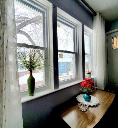 Winnipeg House | Merj's Guest House in Wolesly