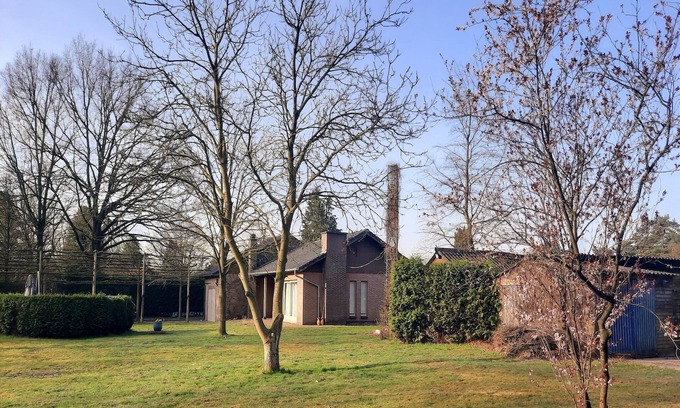 Merksplas House | Merksplas Villa with Terrace