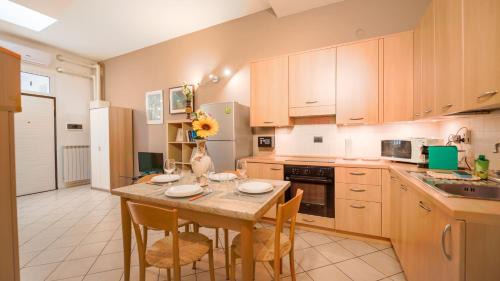 San Donato-San Vitale Apartment | Merlo's Studio Flat Ospedale S Orsola