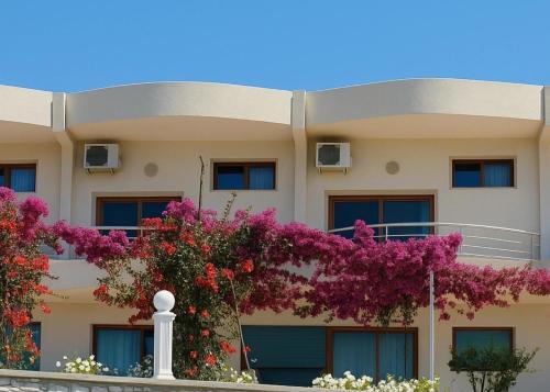 Radhime Hotel | Mermaid Hotel Vlore