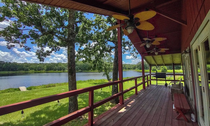 Edom House | Mermaid Lake House - Arcridgeranchresort.com