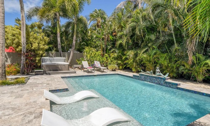 Saint Armands Key House | Mermaids Oasis - 315