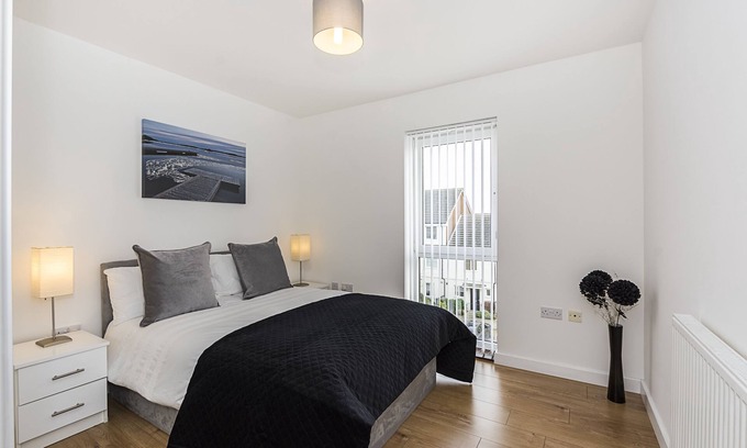 Reading Apartment | Merrick House Apartments