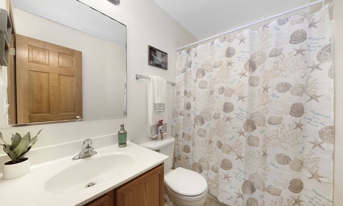 Merrillville House | Merrillville Indiana Rental